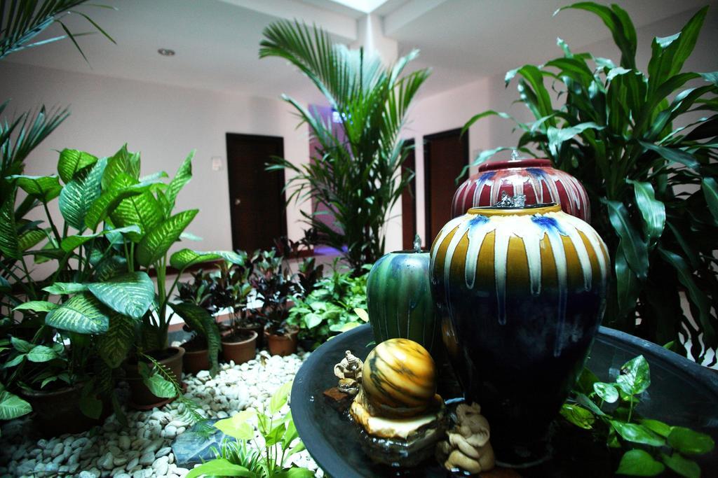 Pattara Place Chiang Mai Exteriör bild