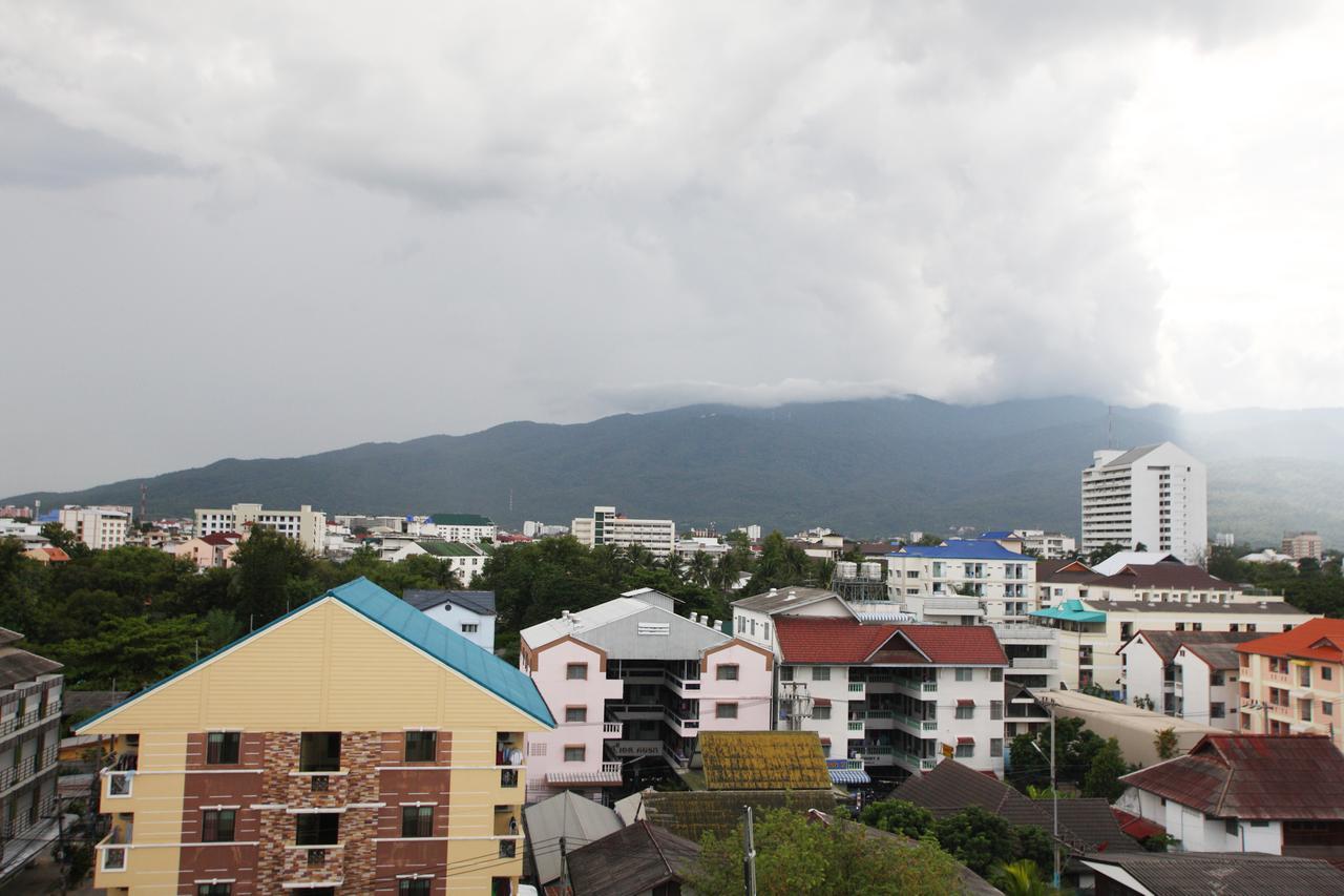 Pattara Place Chiang Mai Exteriör bild