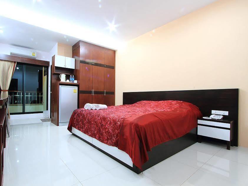 Pattara Place Chiang Mai Exteriör bild